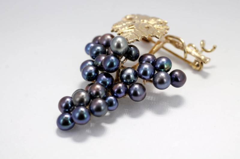 14Kt Vergoldete Trauben-Brosche Schwarze Perlen-Ranken-Pin von Agrijewelry