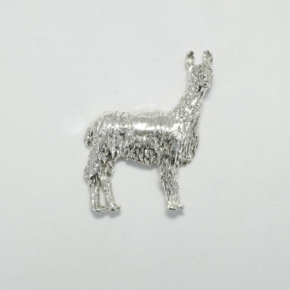 sterling Silber Suri Alpaka Krawattennadel - Hand Geschnitzte Anstecknadel sterling Silber Suri Alpaka Krawattennadel - Hand Geschnitzte Anstecknadel von Agrijewelry