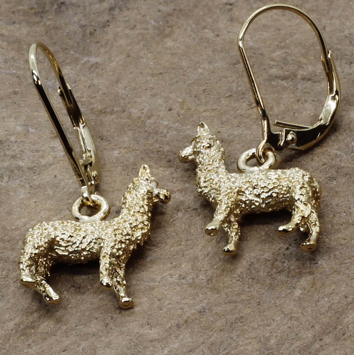 Huacaya Alpaka Ohrringe 14Kt Gold Vermeil Baumeln Ohrringe Alle Edelmetalle von Agrijewelry