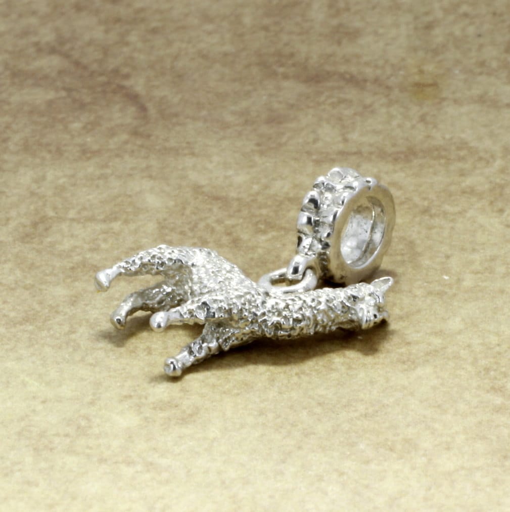 sterling Silber Huacaya Alpaka Anhänger von Agrijewelry