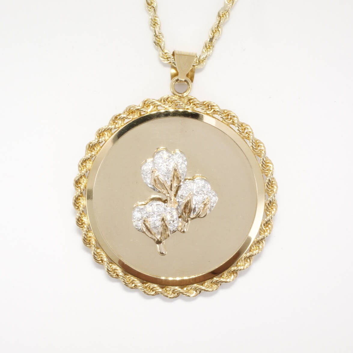 14Kt Gold Diamant Baumwolle Boll Medaillon Halskette - .36Ctw von Agrijewelry