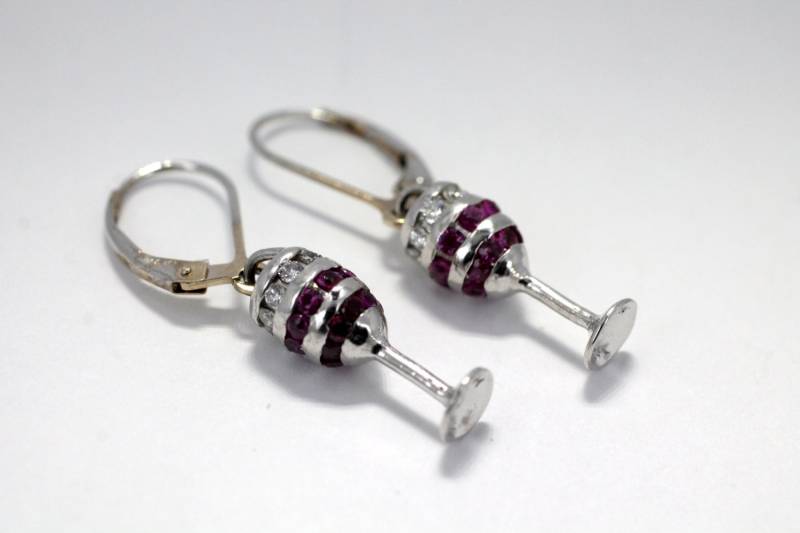 Diamant & Rubin Weinglas Ohrringe 14Kt Weißgold Ohrhänger von Agrijewelry