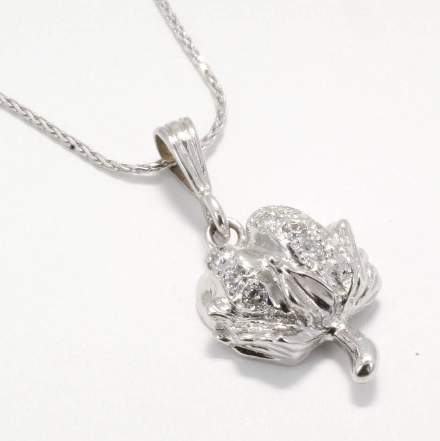Die Diamantierte Baumwollhalskette Ist Aus 14Kt Weißgold, Baumwolljubiläumsgeschenk Für Sie, Zweites Jahrestagsgeschenk Frau, Südliche Baumwolle Die Diamantierte Baumwollhalskette Ist Aus 14Kt Weißgold, Baumwolljubiläumsgeschenk Für Sie, Zweites Jahrestagsgeschenk Frau, Südliche Baumwolle von Agrijewelry