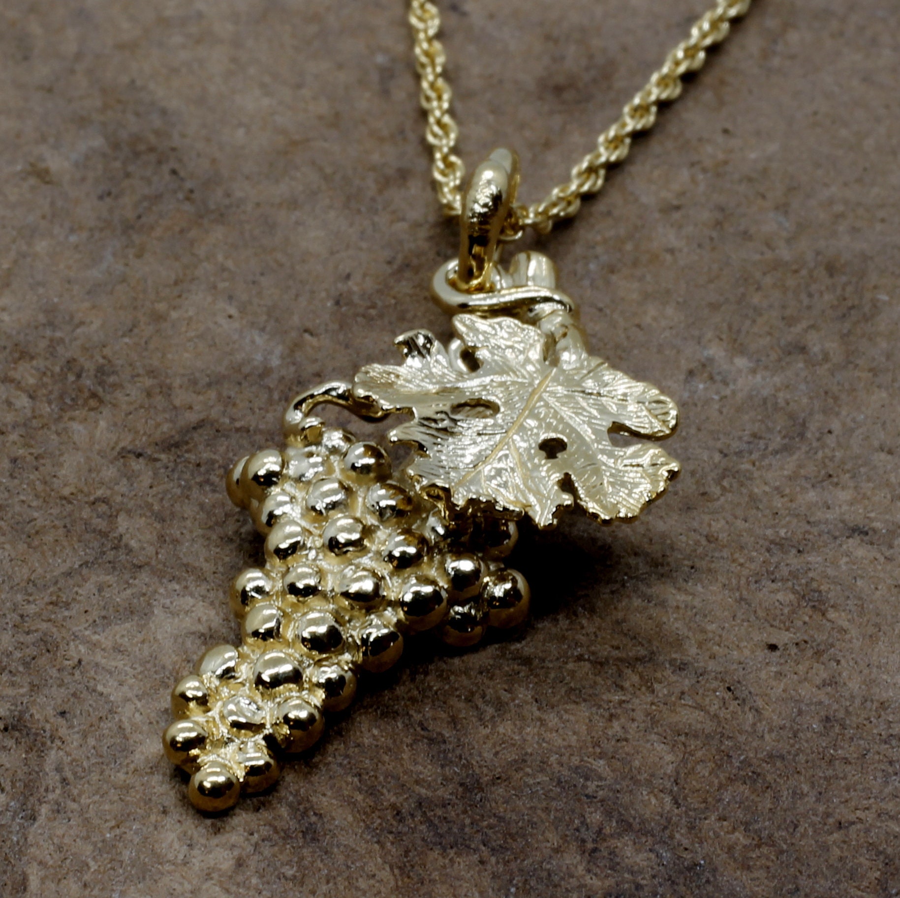 Goldtrauben Anhänger 14Kt Vermeil Anhänger, Alle Edelmetalle Goldtrauben Anhänger 14Kt Vermeil Anhänger, Alle Edelmetalle von Agrijewelry