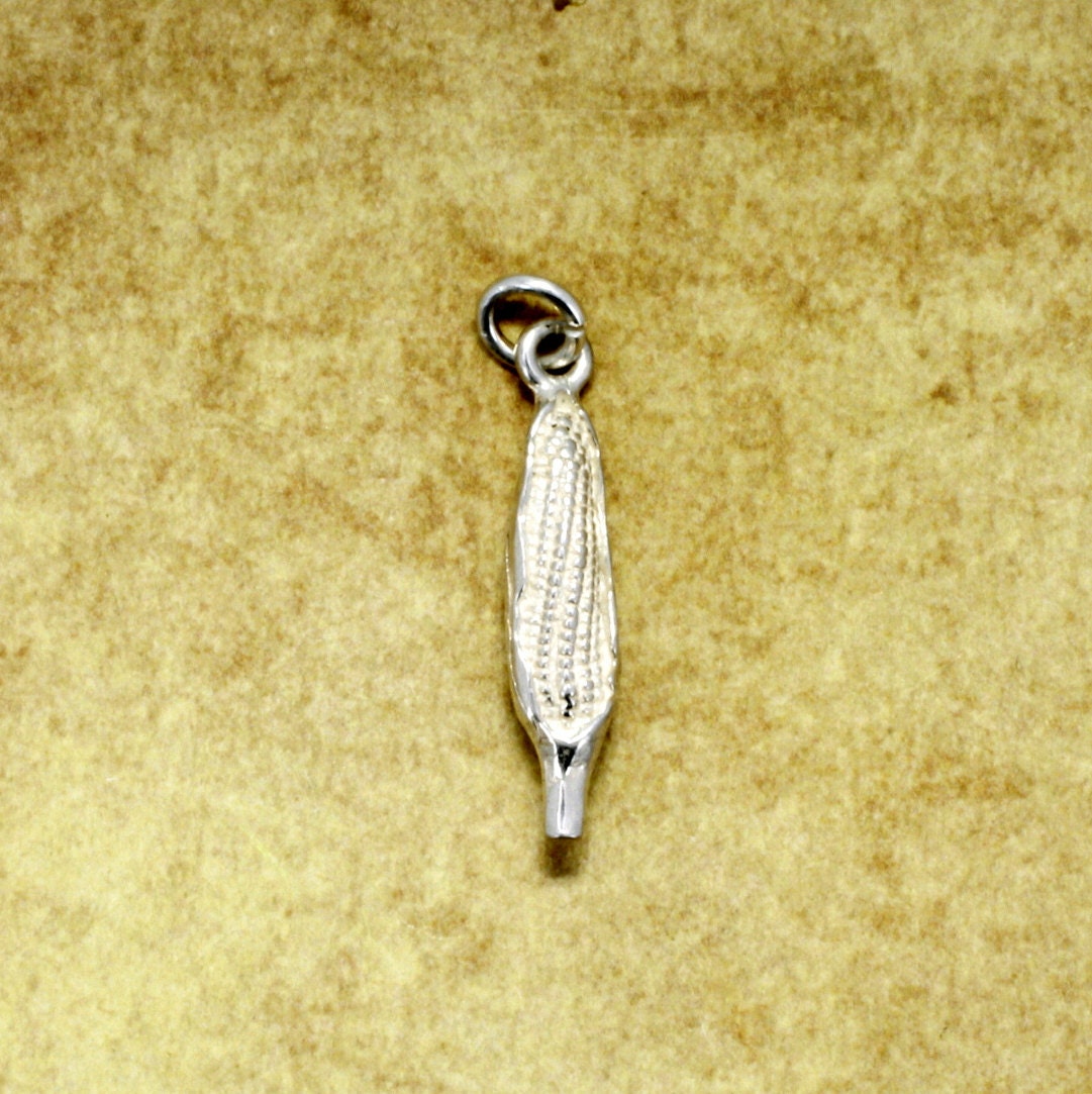 sterling Silber Mais Charm Hand Geschnitzt 3D Cob sterling Silber Mais Charm Hand Geschnitzt 3D Cob von Agrijewelry
