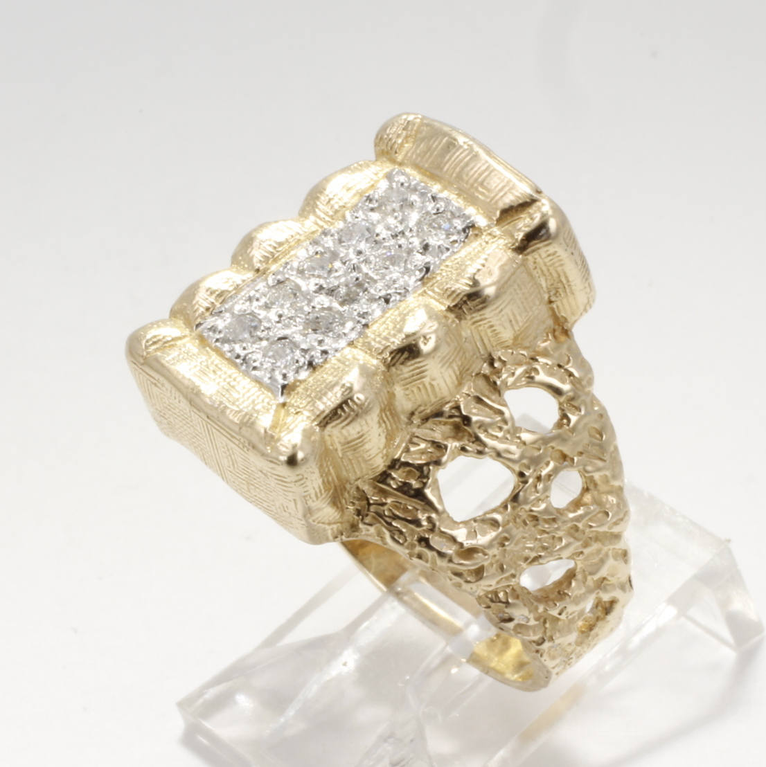 14Kt Gold Cotton Bale Ring Diamant Pave, Sackleinen-Textur von Agrijewelry