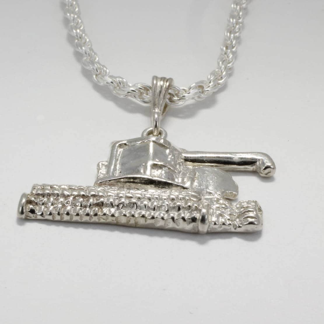 Mähdrescher 925Er Silber Halskette Schmuck Aus Mit Einer Kordelkette Mähdrescher 925Er Silber Halskette Schmuck Aus Mit Einer Kordelkette von Agrijewelry