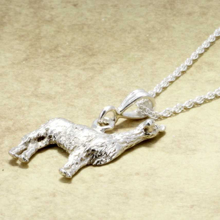 sterling Silber Suri Alpaka Halskette - Handgemachter Tier Anhänger sterling Silber Suri Alpaka Halskette - Handgemachter Tier Anhänger von Agrijewelry