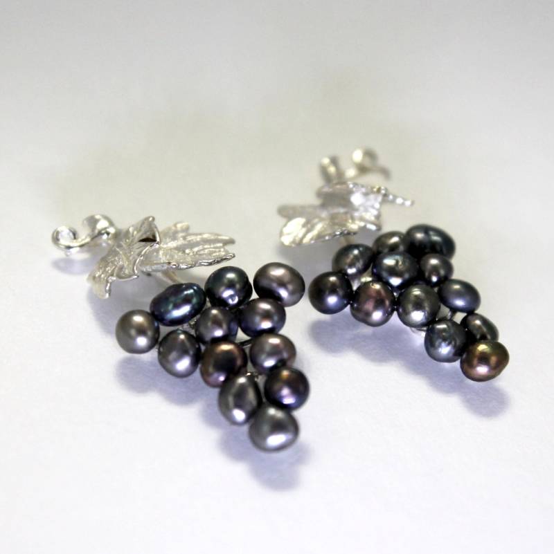 Trauben Ohrringe Schwarze Perle Pinot Noir Blattschmuck von Agrijewelry