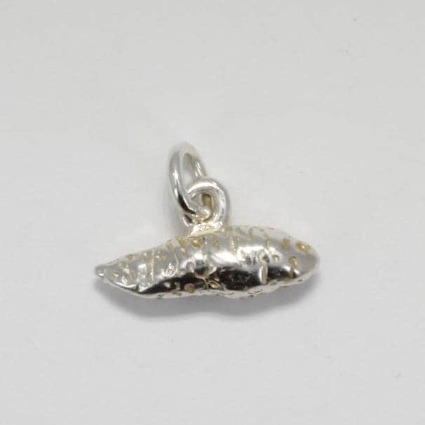sterling Silber Süßkartoffel Anhänger 3D Gemüse Bettelarmband von Agrijewelry