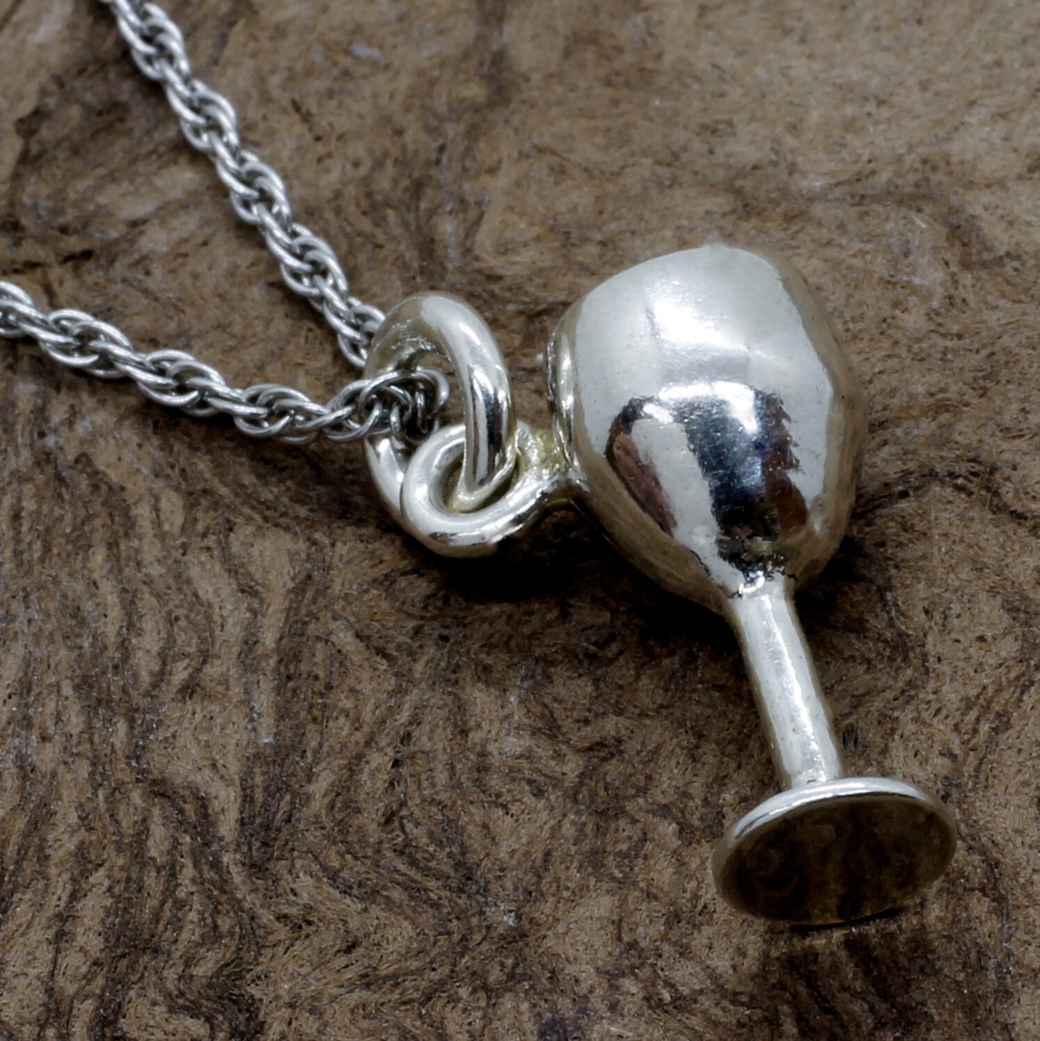 sterling Silber Weinglas Halskette 3D Anhänger, 18 "Kette sterling Silber Weinglas Halskette 3D Anhänger, 18 "Kette von Agrijewelry