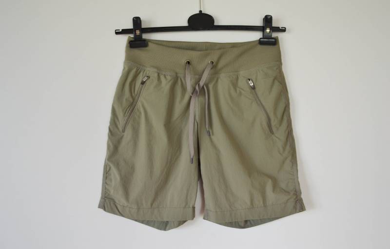 Grau Damen Sommershorts Hippie Bohemian Sommer Kurze Mädchen Frauen Partei Hose Strandshorts Workout Läuft Größe Small von AgritasVintage