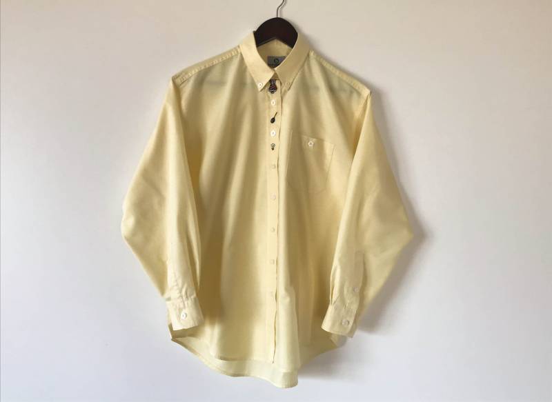Herren Baumwoll-Shirt Blass Gelb Shirt Männer Taste Bis Long Sleeve Baumwolle Arbeit Medium Größe von AgritasVintage