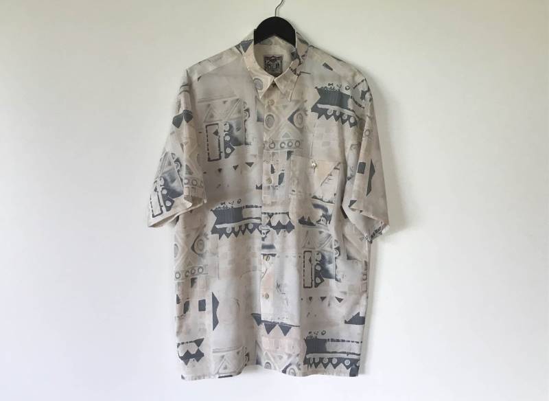 Herren Beige-Grau-Rib Shirt Baumwolle Hemd Sommer Männer-Taste Bis Kurze Ärmel Kariertes Kleid Arbeit Groß Herren Beige-Grau-Rib Shirt Baumwolle Hemd Sommer Männer-Taste Bis Kurze Ärmel Kariertes Kleid Arbeit Groß von AgritasVintage