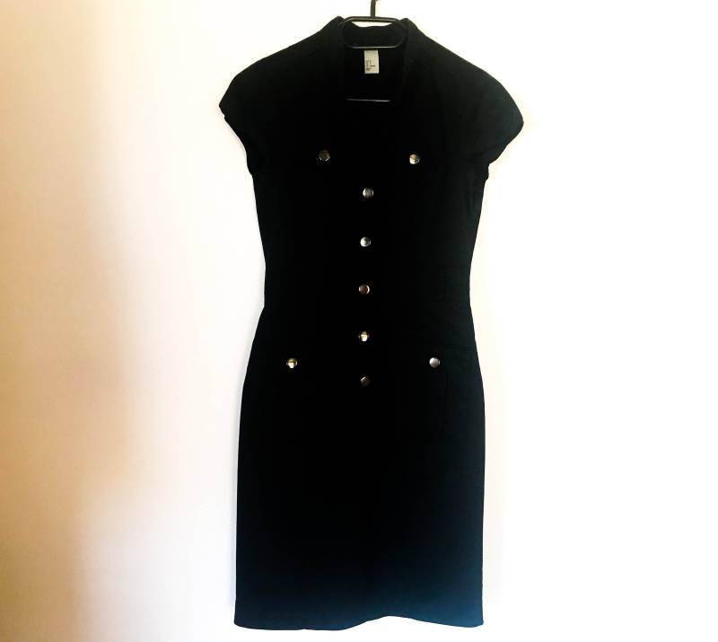 Schwarzes Kleid Zuknöpfen Pullover Baumwolle Mini Sarafan Sommerkleid Kleine Größe von AgritasVintage