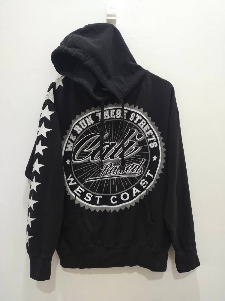 Cali Raise Wir Führen Diese Street West Coast Hoodie Big Spellout Cali Raise Wir Führen Diese Street West Coast Hoodie Big Spellout von AguraShop