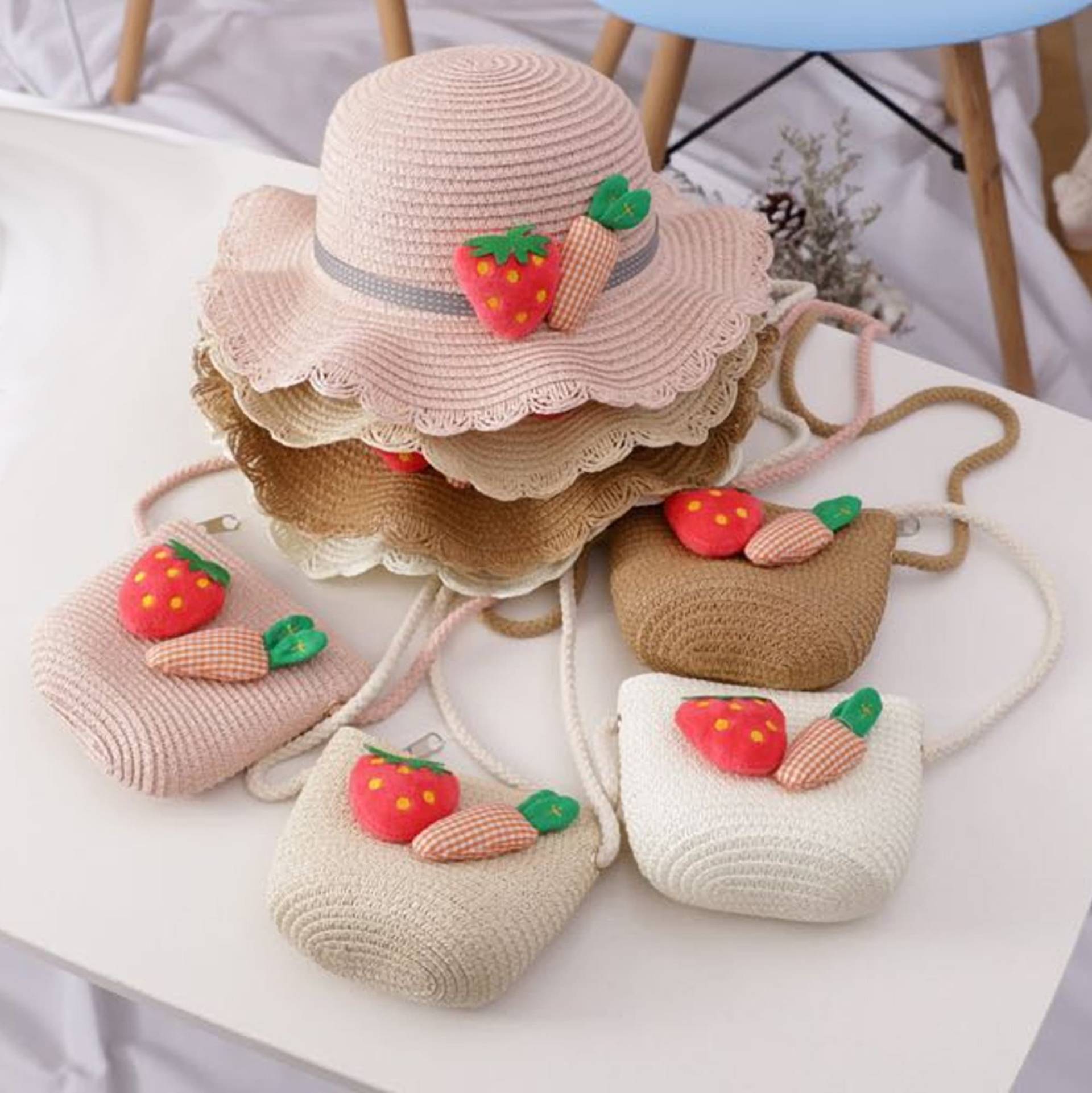 stroh Sonnenhut Mit Passender Crossbody Geldbörse, Geburtstagsgeschenk, Geschenk Für Kleine Mädchen von AhaAhaMoments