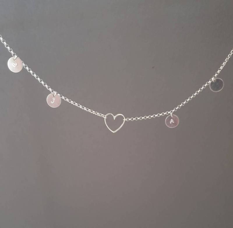 Silberkette Oder Goldkette Mit Buchstaben, Familienkette Herz, Als Geschenk Für Mamas Und Omas Zum Geburtstag von AhaSchmuck