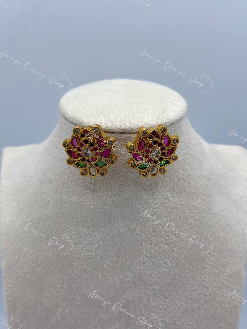 Lotus Ii - Ohrring Wunderschönes Premium Designer Schmuck Set Handmade in India Lotus Kollektion von AharyaOnlineShop