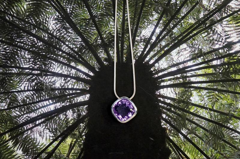 Amethyst Anhänger Quadratisch in Silber von AhiloDesign