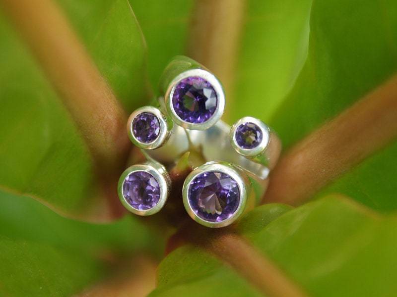 Amethyst Ring 5 Steine von AhiloDesign