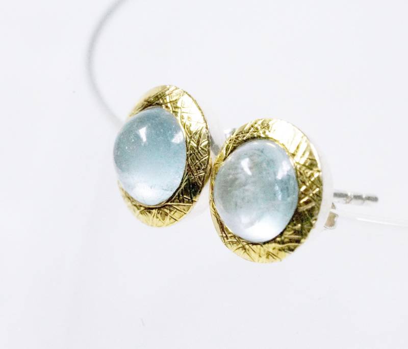 Aquamarin Ohrstecker, Fassung in Gold von AhiloDesign