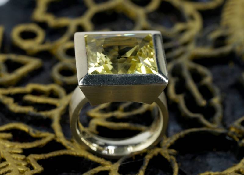 Citrin Ring, Quadratisch Und Gross von AhiloDesign