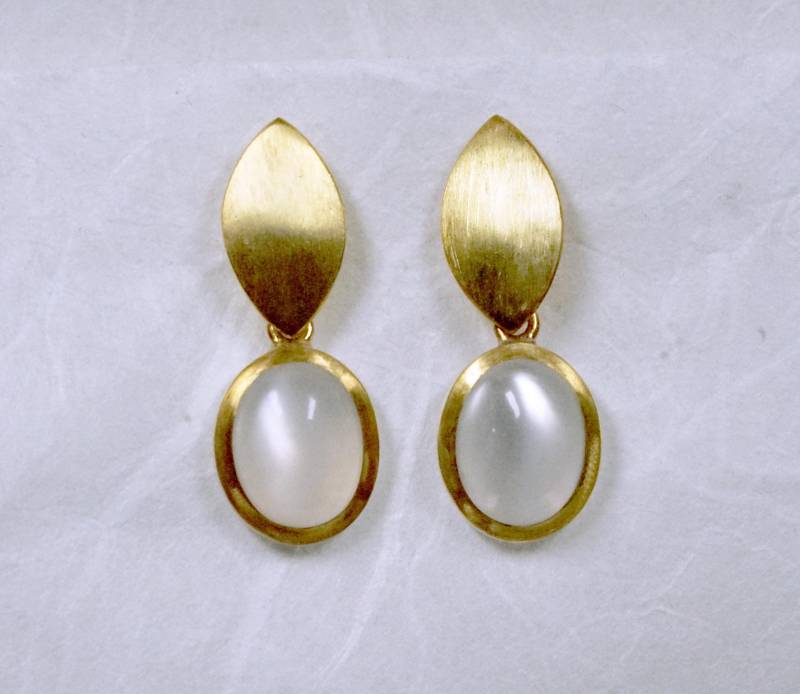 Hängeohrringe Mit Mondstein, Silber Vergoldet von AhiloDesign