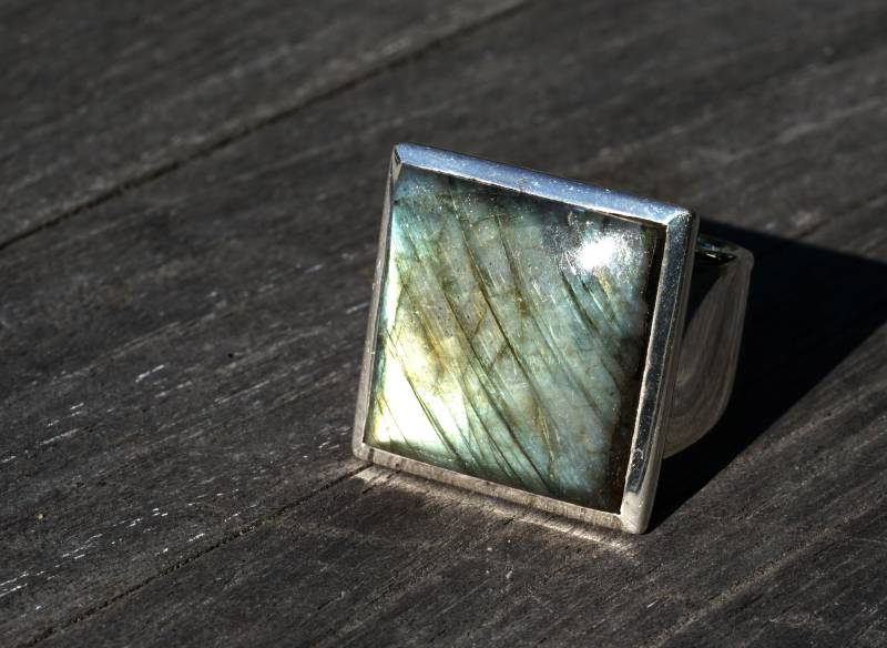 Labradorit Ring Quadratisch von AhiloDesign