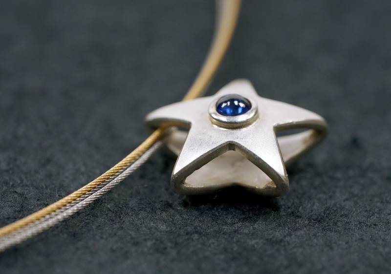 Saphir Stern Klein von AhiloDesign