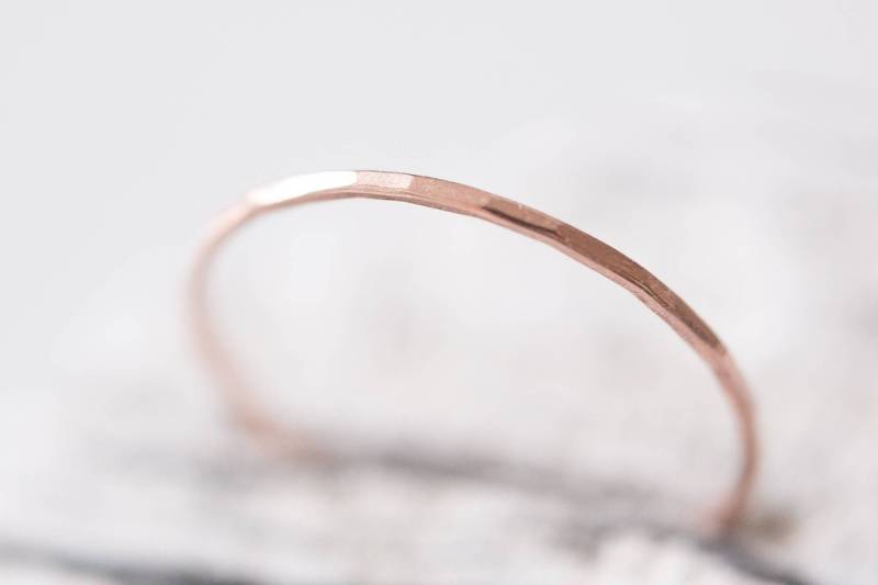Zierlicher Rose Gold Filled Ring/Dünner Stapelring 14K von AhneJewelry