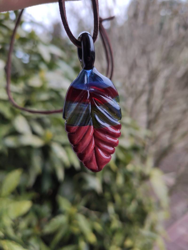 Glasanhänger in Blatt Form/Handgemacht von AhoiGlas