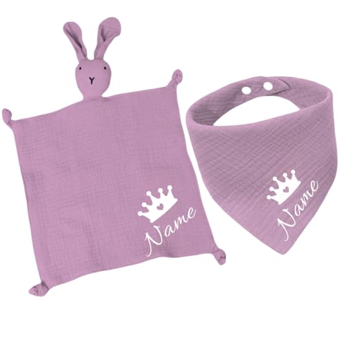 Personalisiertes Baby-Set mit Name – Dreieckstuch und Kuscheltuch – Weiches Baby-Accessoire-Set für Neugeborene und Babys – Unisex, Hautfreundlich – Perfekt zur Geburt und Taufe (Lila) von Ahoiikids