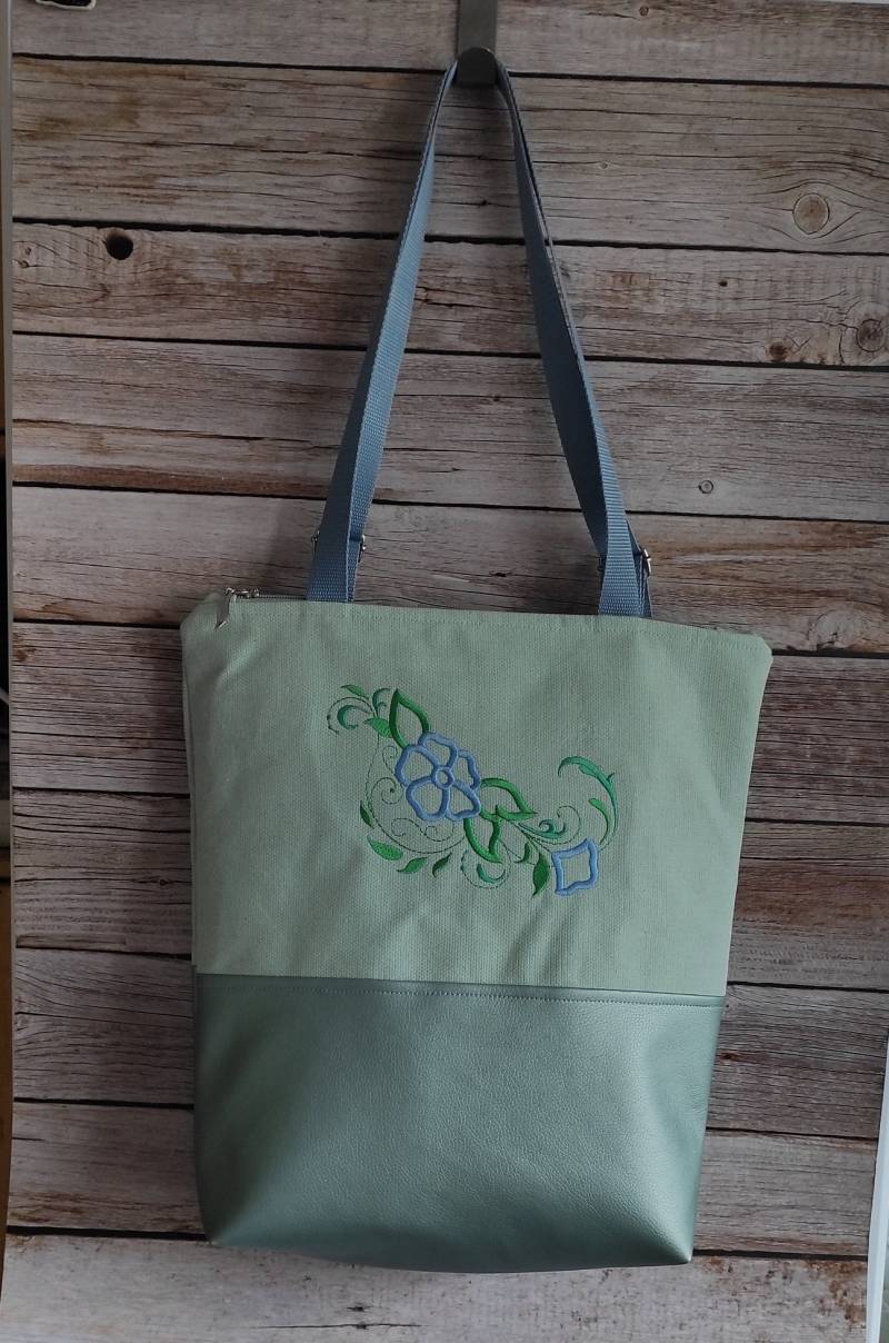 Rucksack-Tasche - 2 in 1/Umhängetasche von Ahrwerk