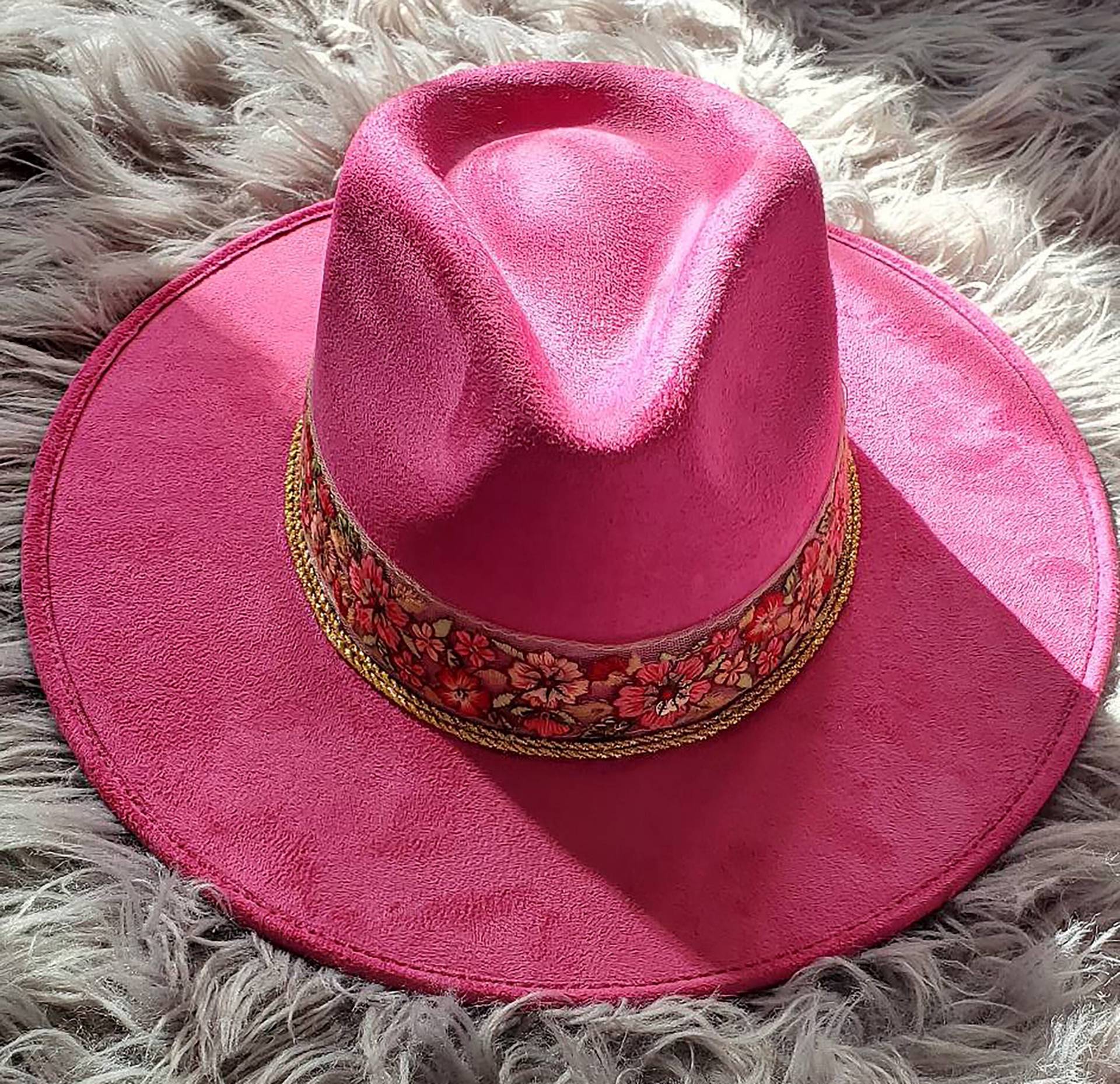 Wildleder-Fedora "Rosa" in Fuchsia Wildleder-Fedora "Rosa" in Fuchsia von AhuaHats