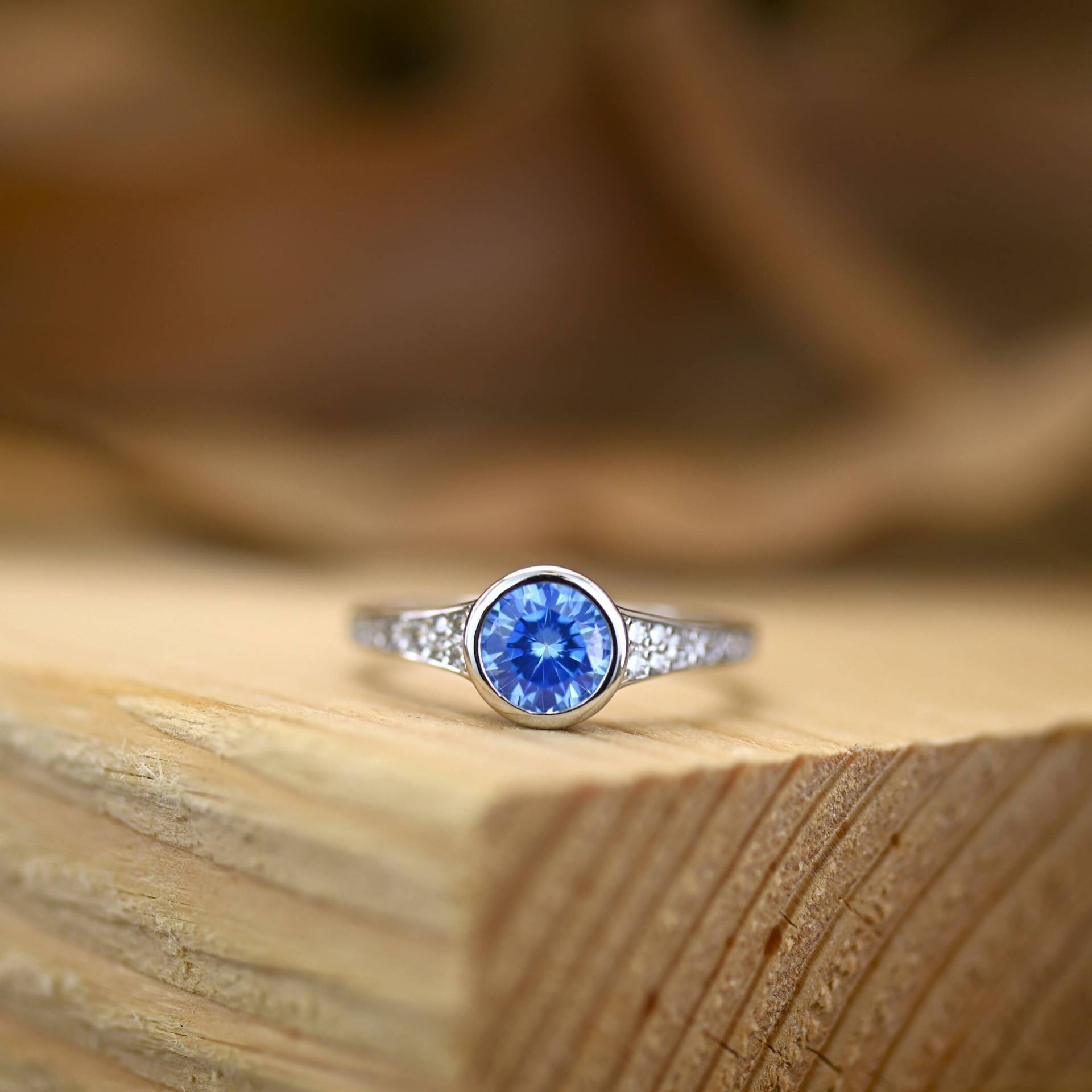 2, 25 Karat Blauer Diamant-Ehering Im Rundschliff, Halo-Tansanit-Verlobungsringe, Verlobungsring, Vintage-Ring, Personalisiertes Schmuckgeschenk Für von AiaJewelryUS