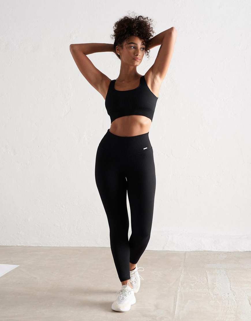 Aim'n - Black - Gerippte, nahtlose Leggings in Schwarz Aim'n - Black - Gerippte, nahtlose Leggings in Schwarz von Aim'n