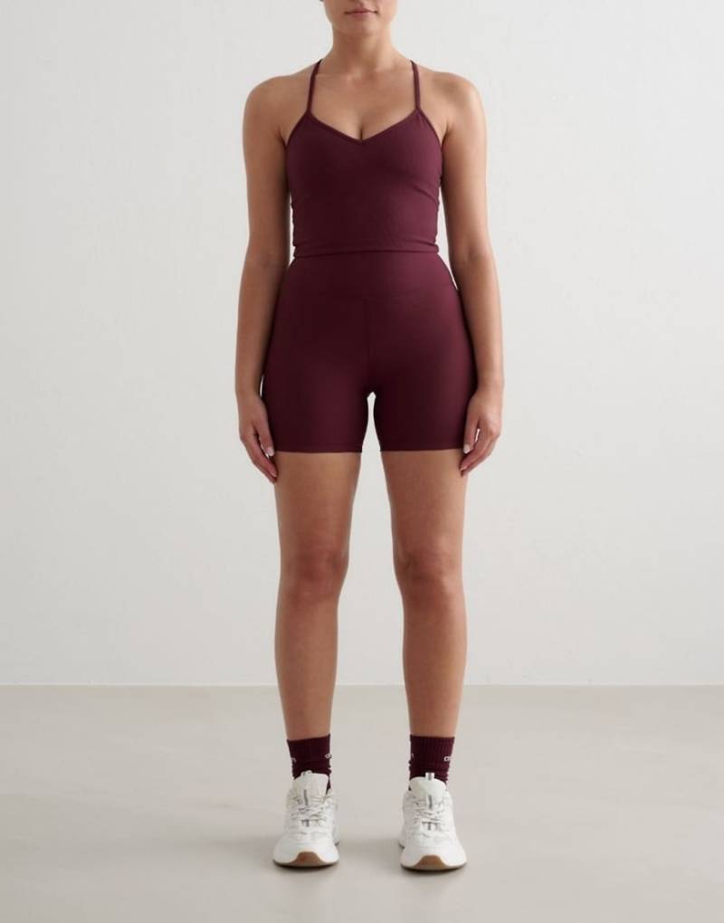 Aim'n - Gerippte, mittellange Performance-Shorts in Kirschrot von Aim'n