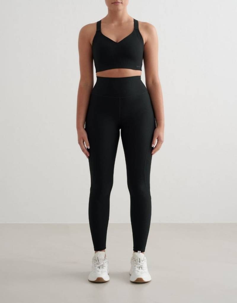 Aim'n - Gerippte Performance-Leggings in Schwarz mit Tasche von Aim'n