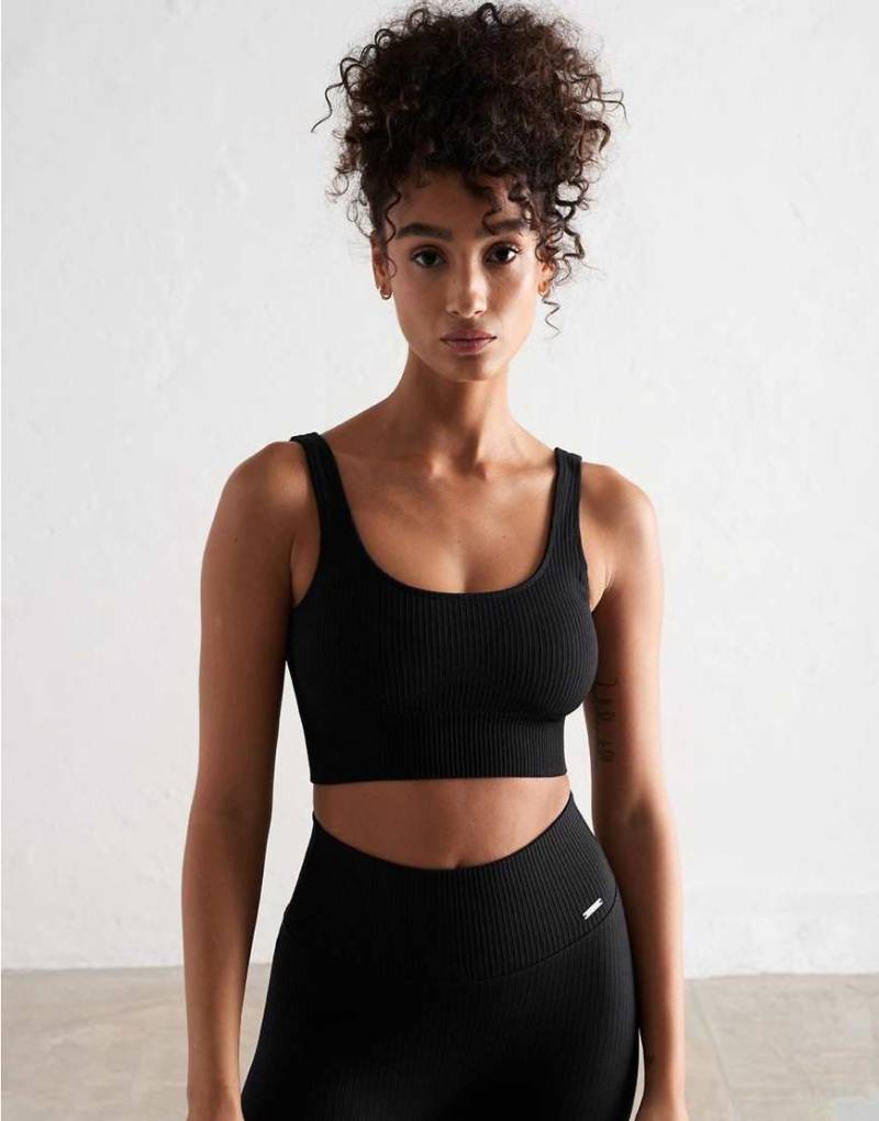 Aim'n - Gerippter, nahtloser BH in Schwarz von Aim'n