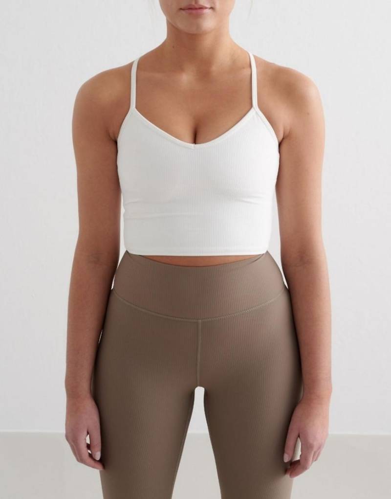 Aim'n - Geripptes Performance-Bustier in Weiß von Aim'n