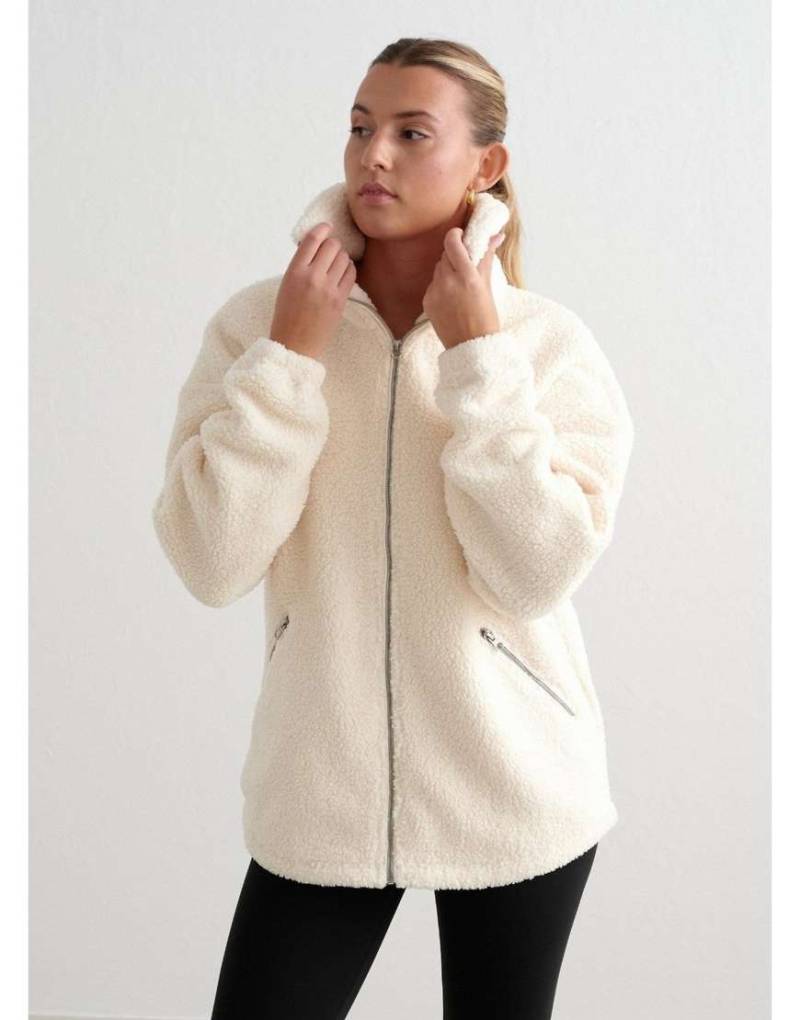 Aim'n - Jacke aus Teddyfell in Mandelweiß von Aim'n