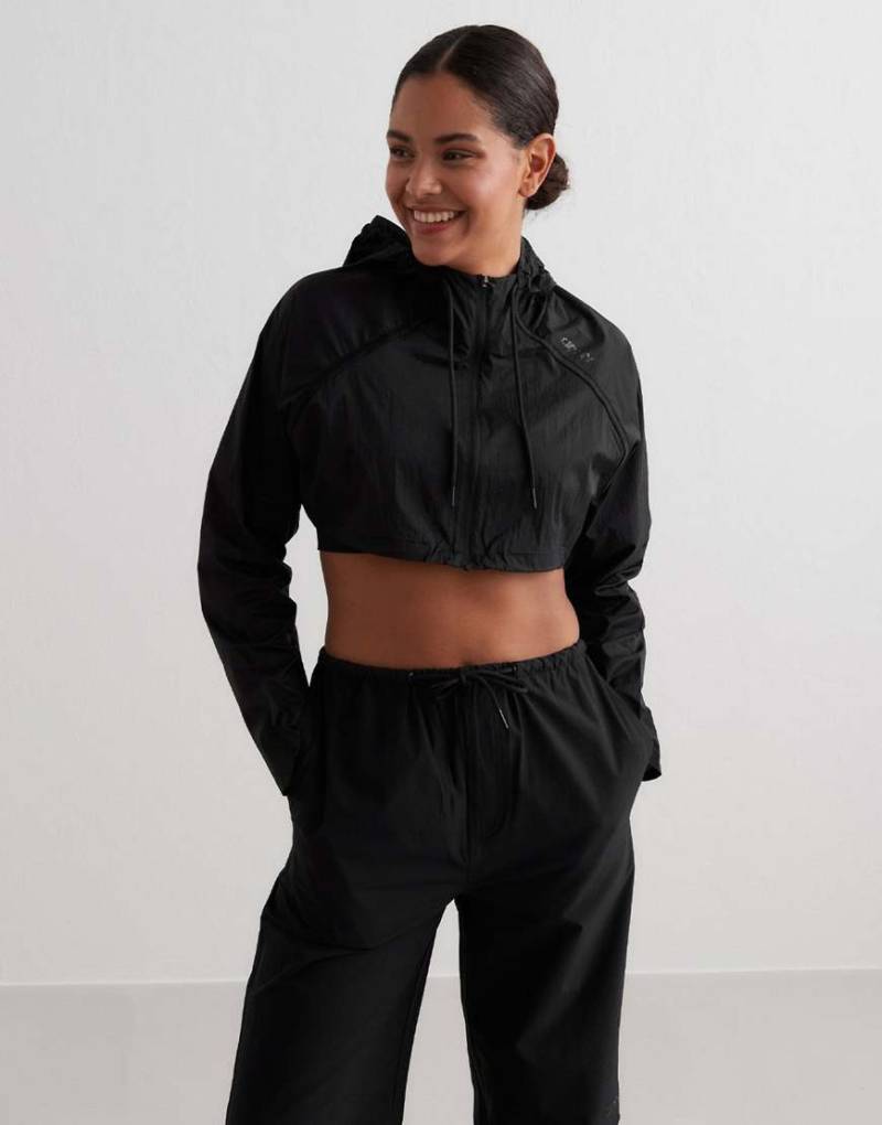 Aim'n - Jacke mit kurzem Schnitt in Schwarz von Aim'n