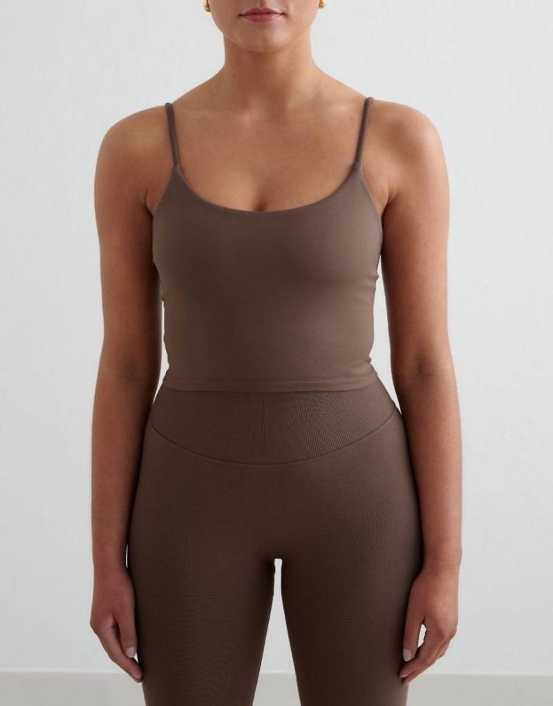 Aim'n - Nahtloses, formendes Tanktop in Macchiato-Braun mit Riemchenträgern-Brown von Aim'n