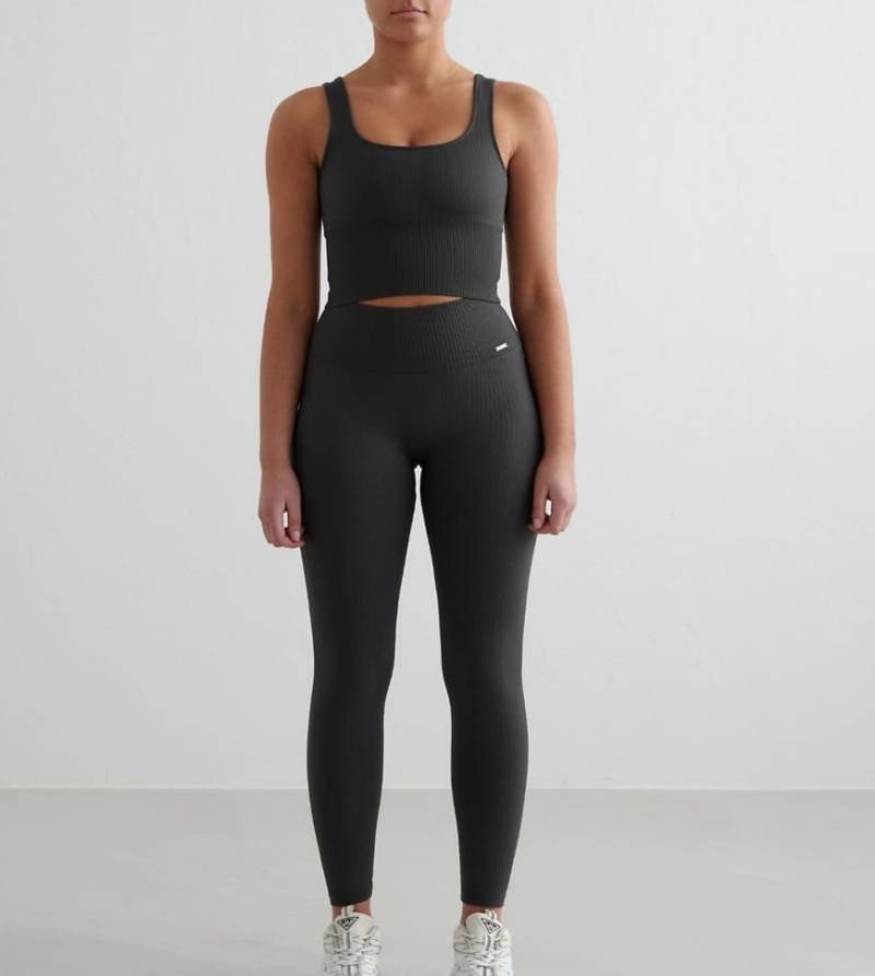 Aim'n Petite - Shadow - Gerippte, nahtlose Leggings in Grau von Aim'n