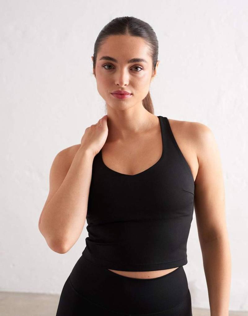 Aim'n - Sculpting Strappy Bralette - Modellierendes Träger-Bustier in Schwarz von Aim'n