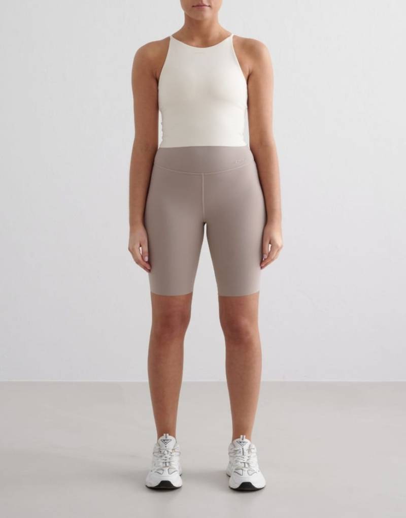 Aim'n - Sense - Shorts in Lehm-Beige-Braun von Aim'n