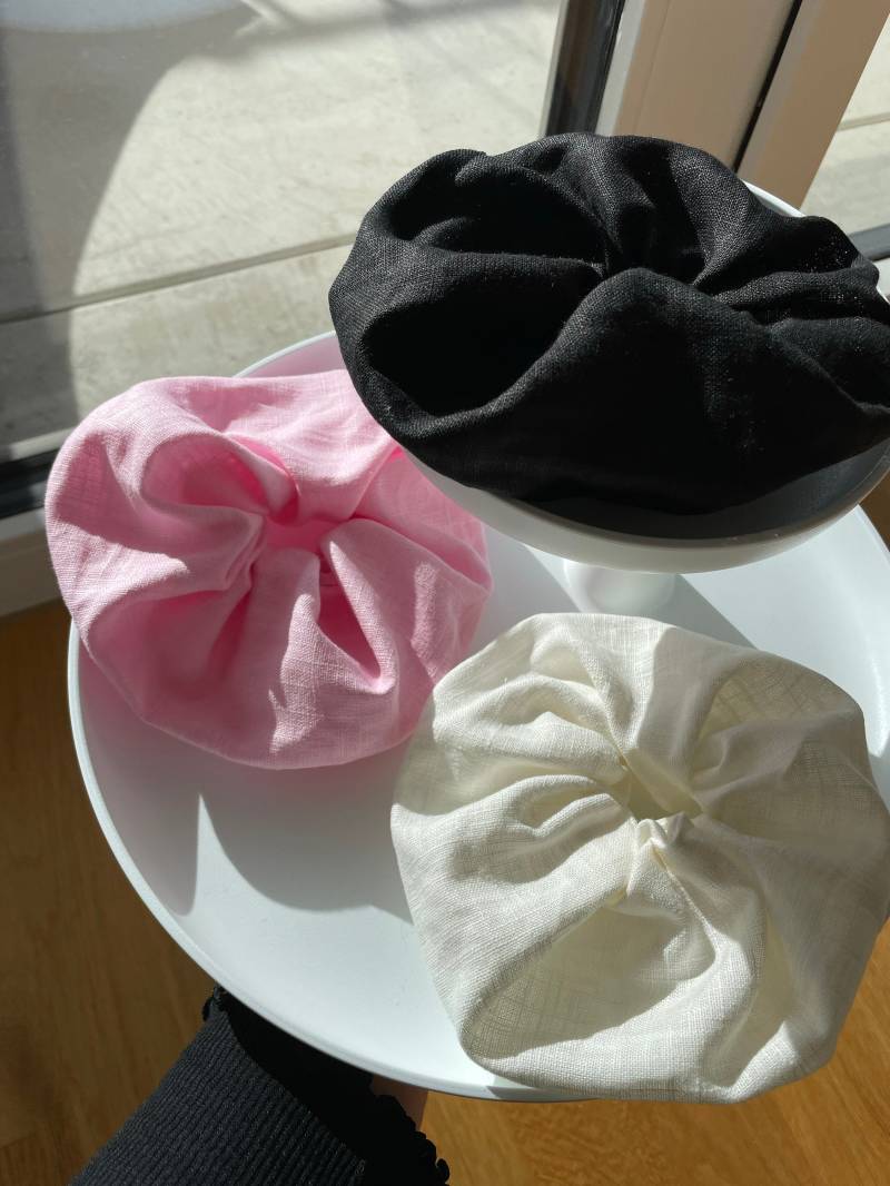 Oversized Linen Scrunchie von AimeeFactory