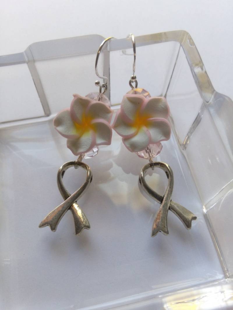 Ohrringe Sterling Silber Ohrbügel, Rosa Polymer Clay Blumen Brustkrebs Schleife Und Kristall Rondelles von AimeeGJewelry