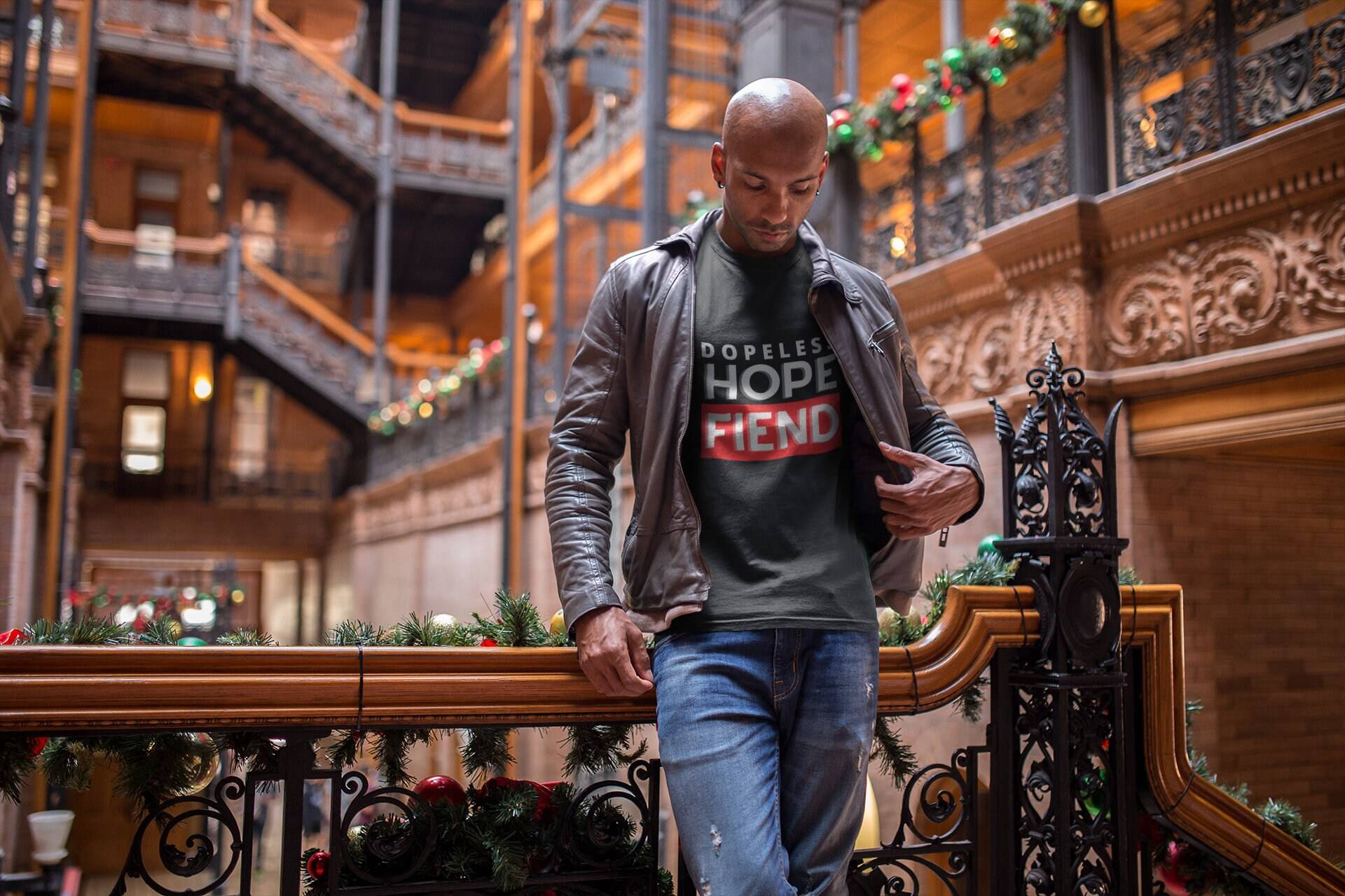 Dopeless Hope Fiend Shirt | Nüchternes Geschenk Dopeless Hope Fiend Shirt | Nüchternes Geschenk von AimingForRecovery